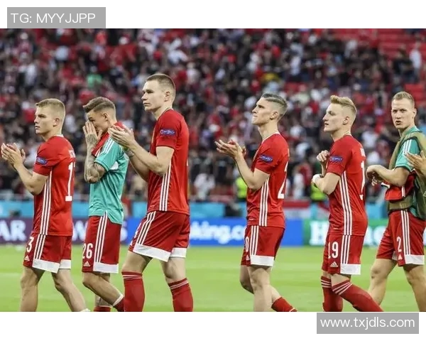 足球球星表现评析：技术风格与场上影响力的全面解读